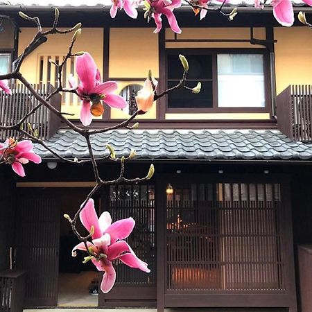 京町家の宿 三石 Kyōto Exterior foto