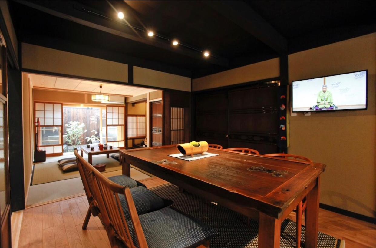京町家の宿 三石 Kyōto Exterior foto